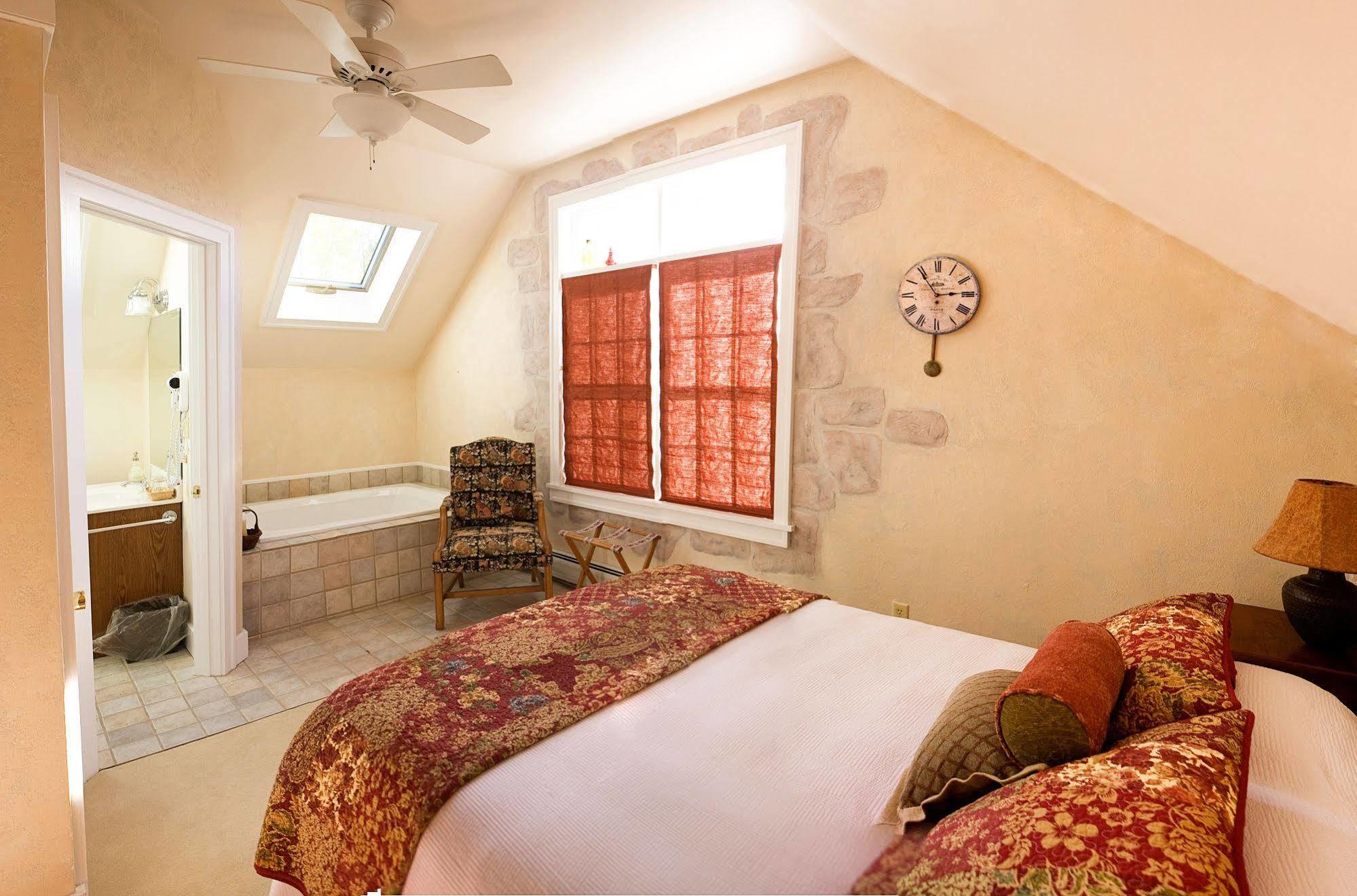 The Red Clover Inn Mendon Εξωτερικό φωτογραφία